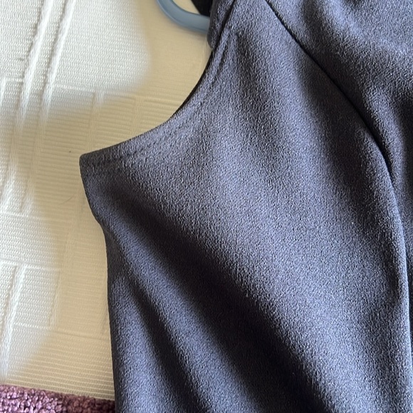 Jumpsuit with pockets! - Picture 3 of 3